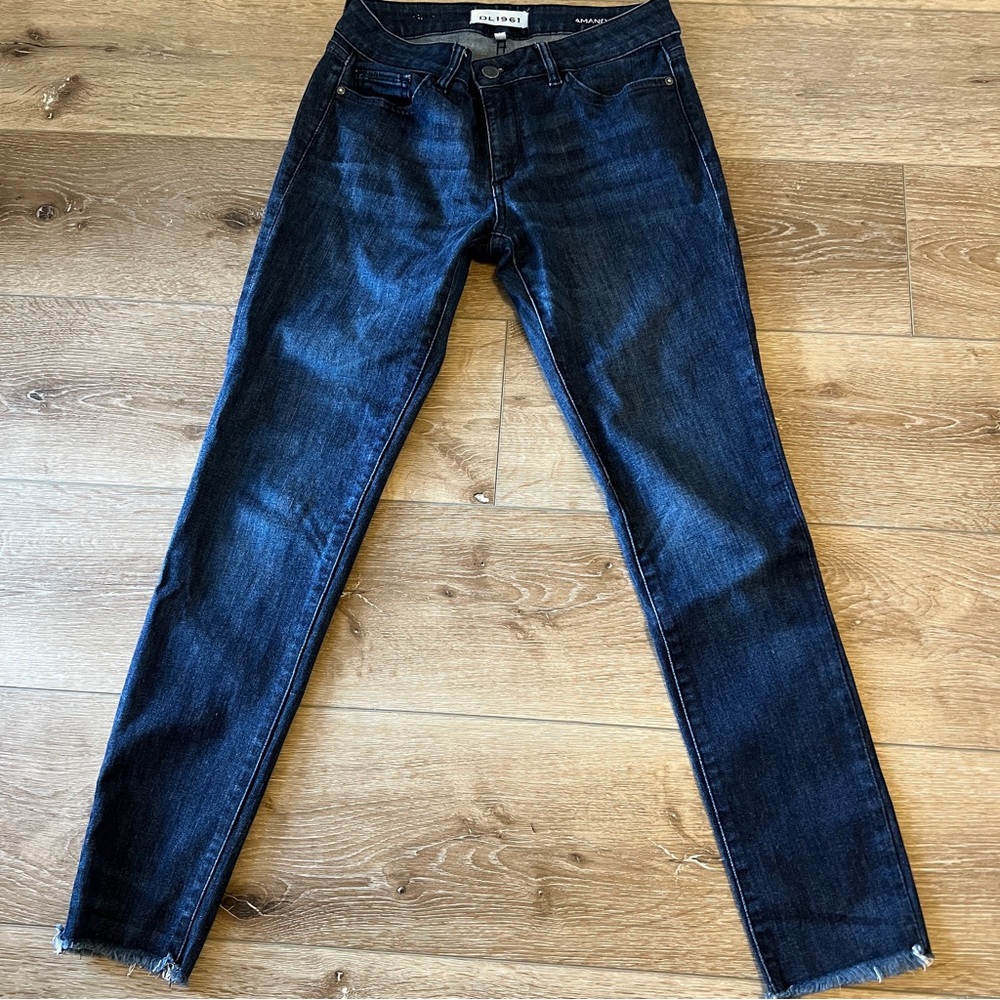 DL1961 Amanda skinny ankle jeans in Thunderbolt dark wash raw hem Size 27